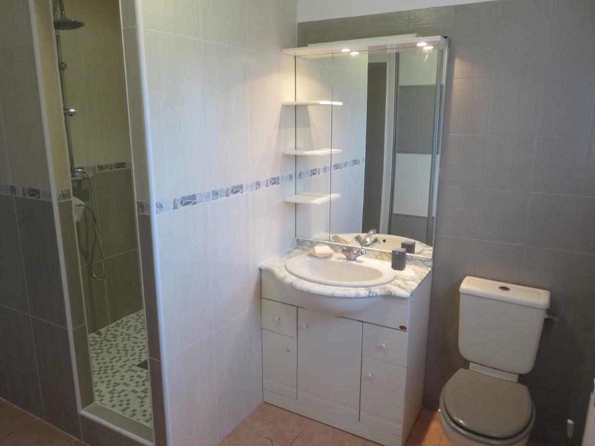 Charmant Appartement Saint Gely Cornillon Exterior foto